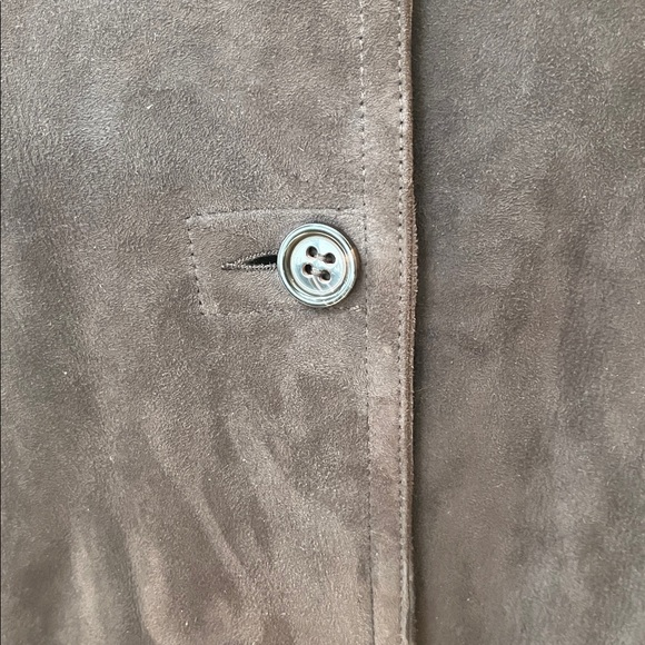 Women's Danier Chocolate Brown Shearing full length below the knee button frCoat - Picture 3 of 12